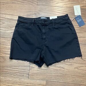 Universal Threads Black High-Rise Frayed Hem Women's Shorts